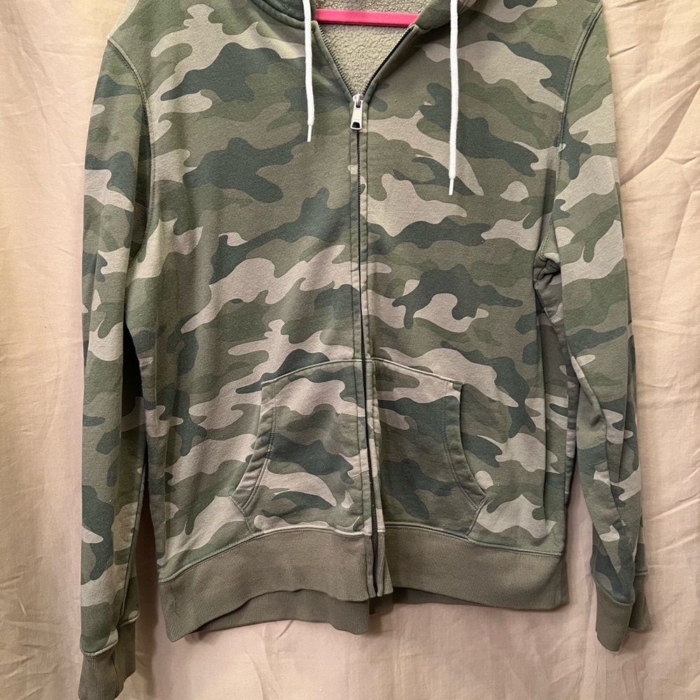 Old Navy Green Camouflage Sherpa-Lined Hoodie